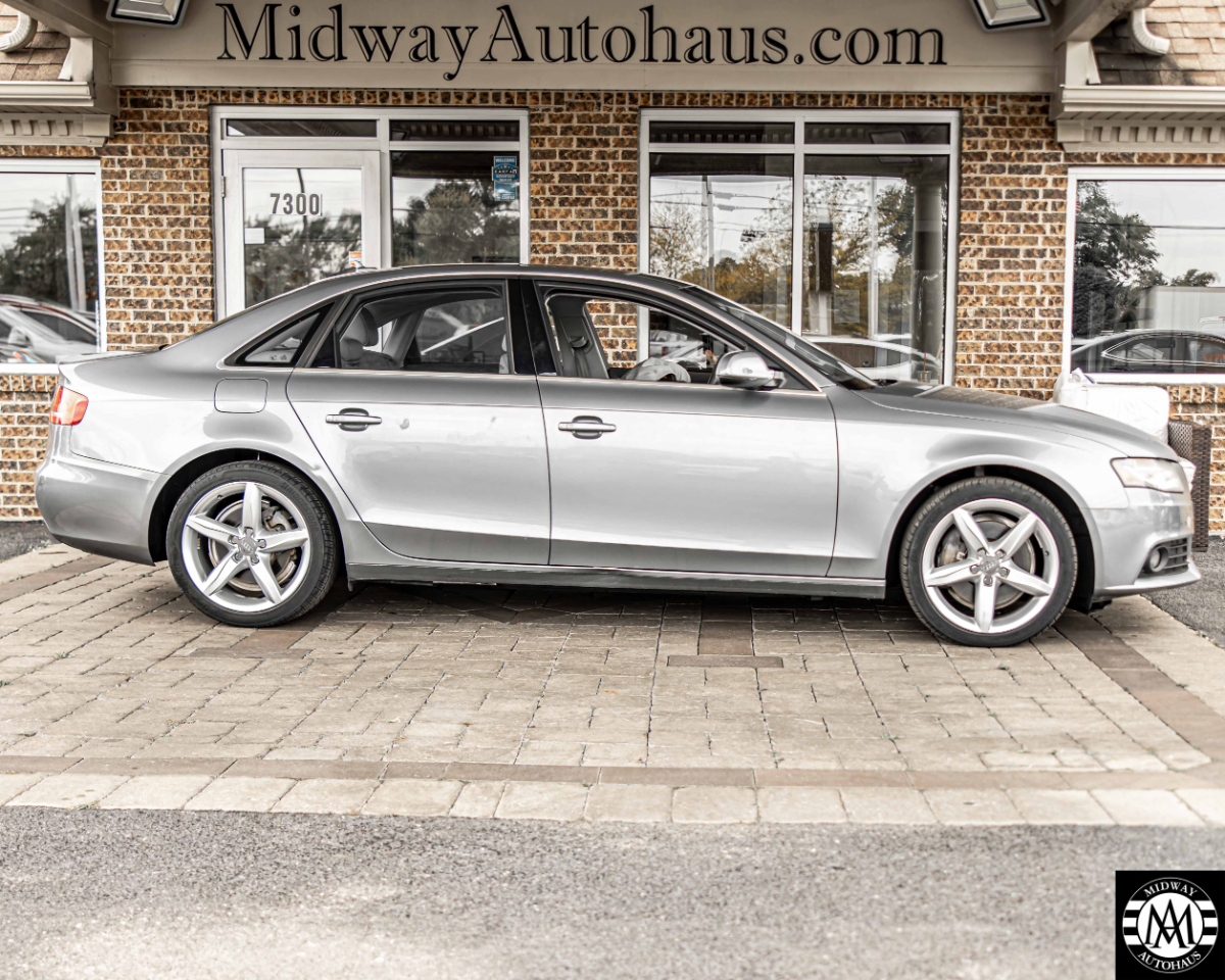 Audi A4  2011 Audi A4  2011