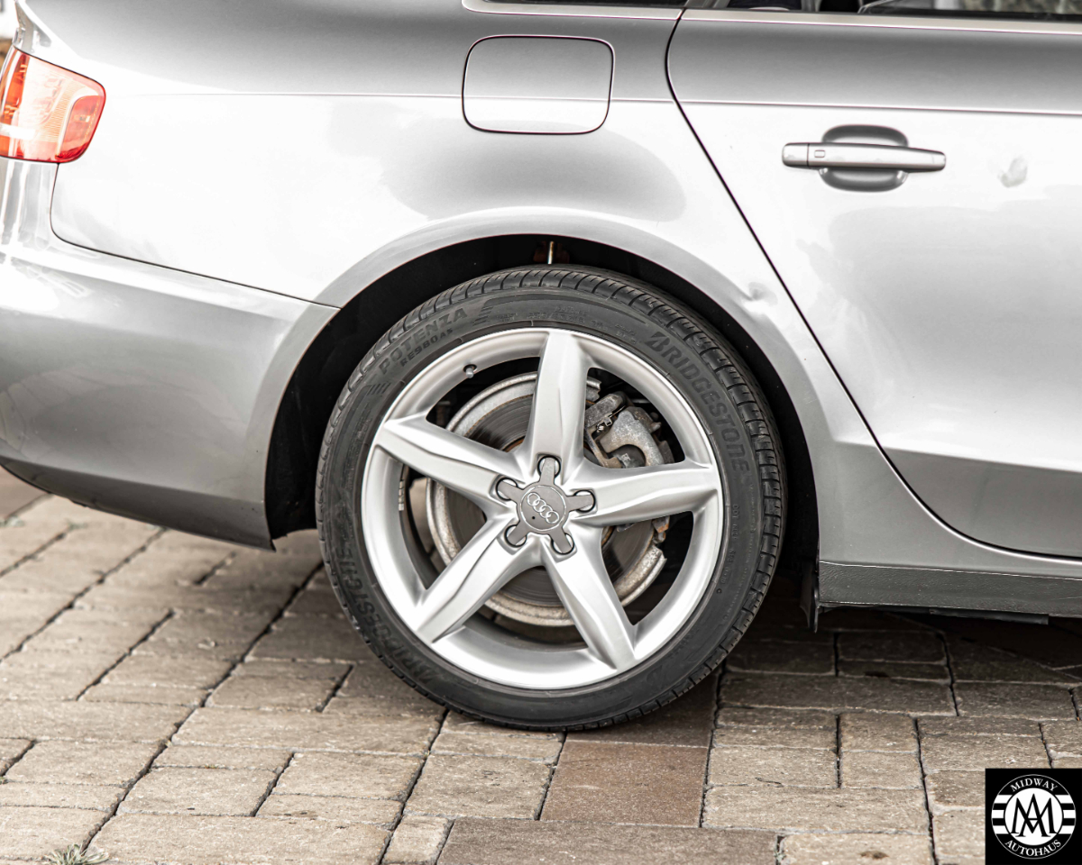 Audi A4  2011 Audi A4  2011