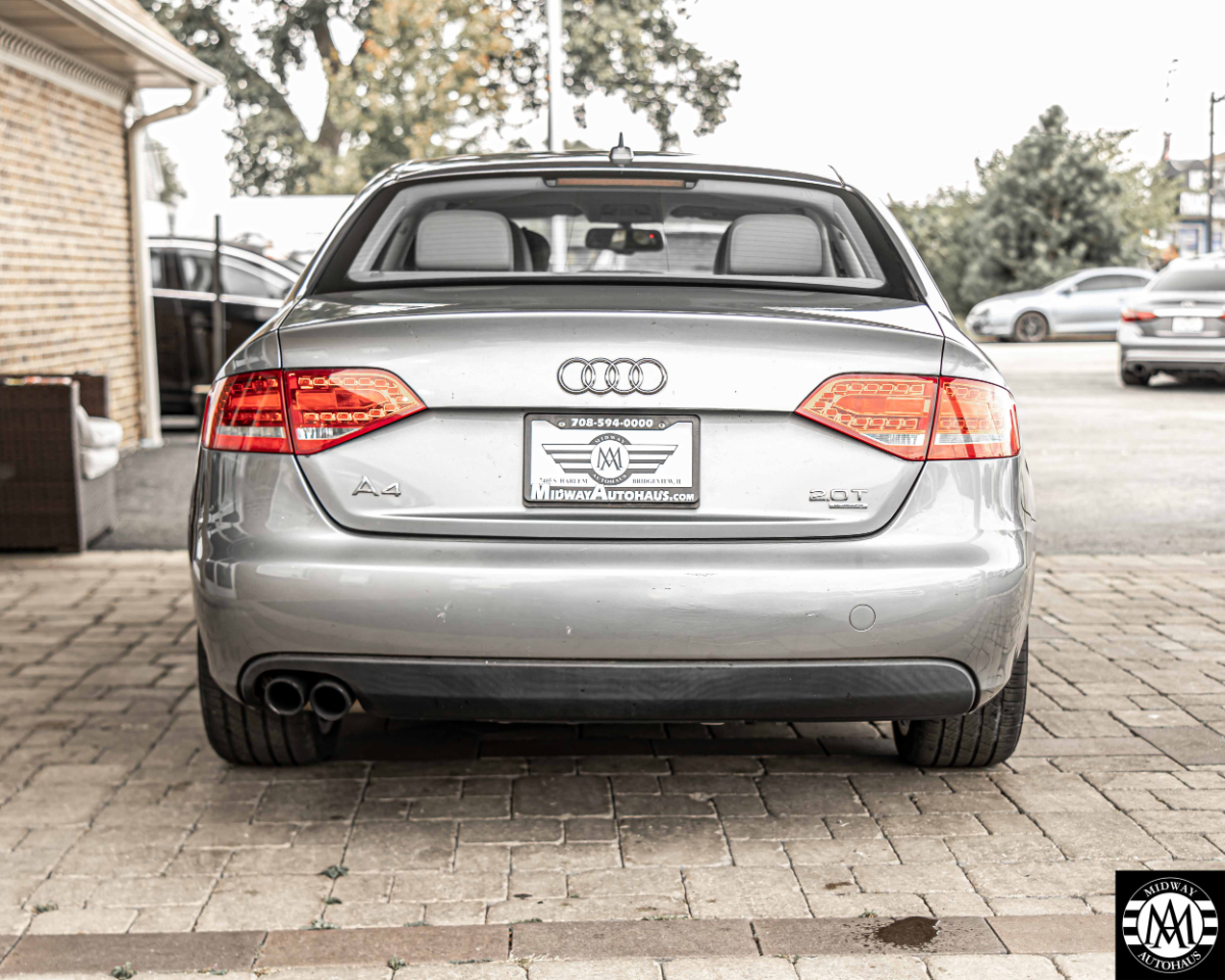 Audi A4  2011 Audi A4  2011