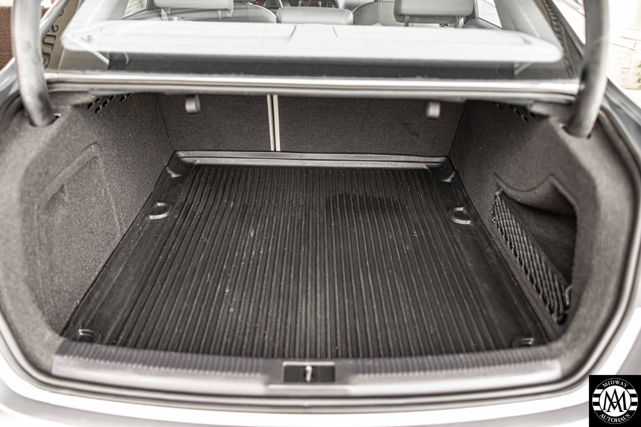 Audi A4  2011 Audi A4  2011