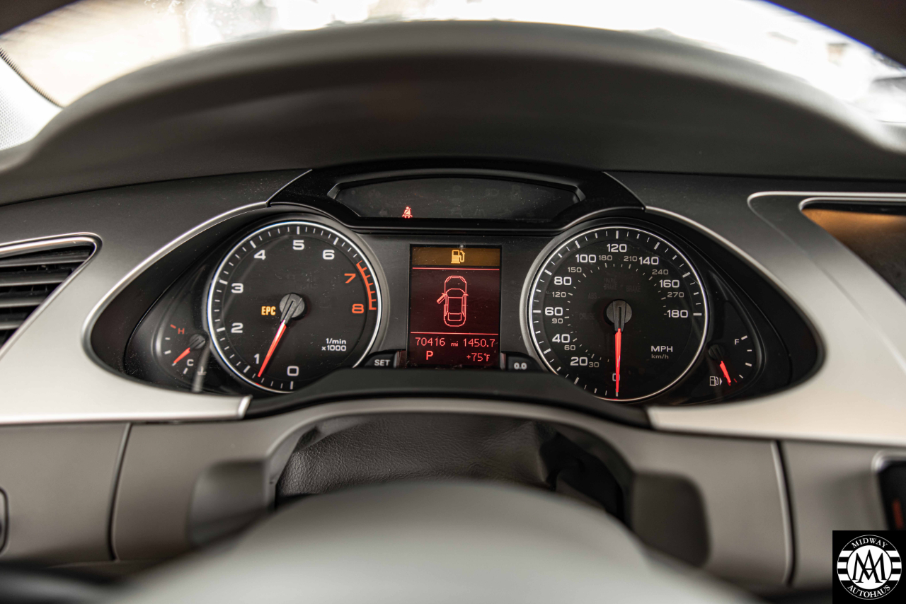 Audi A4  2011 Audi A4  2011