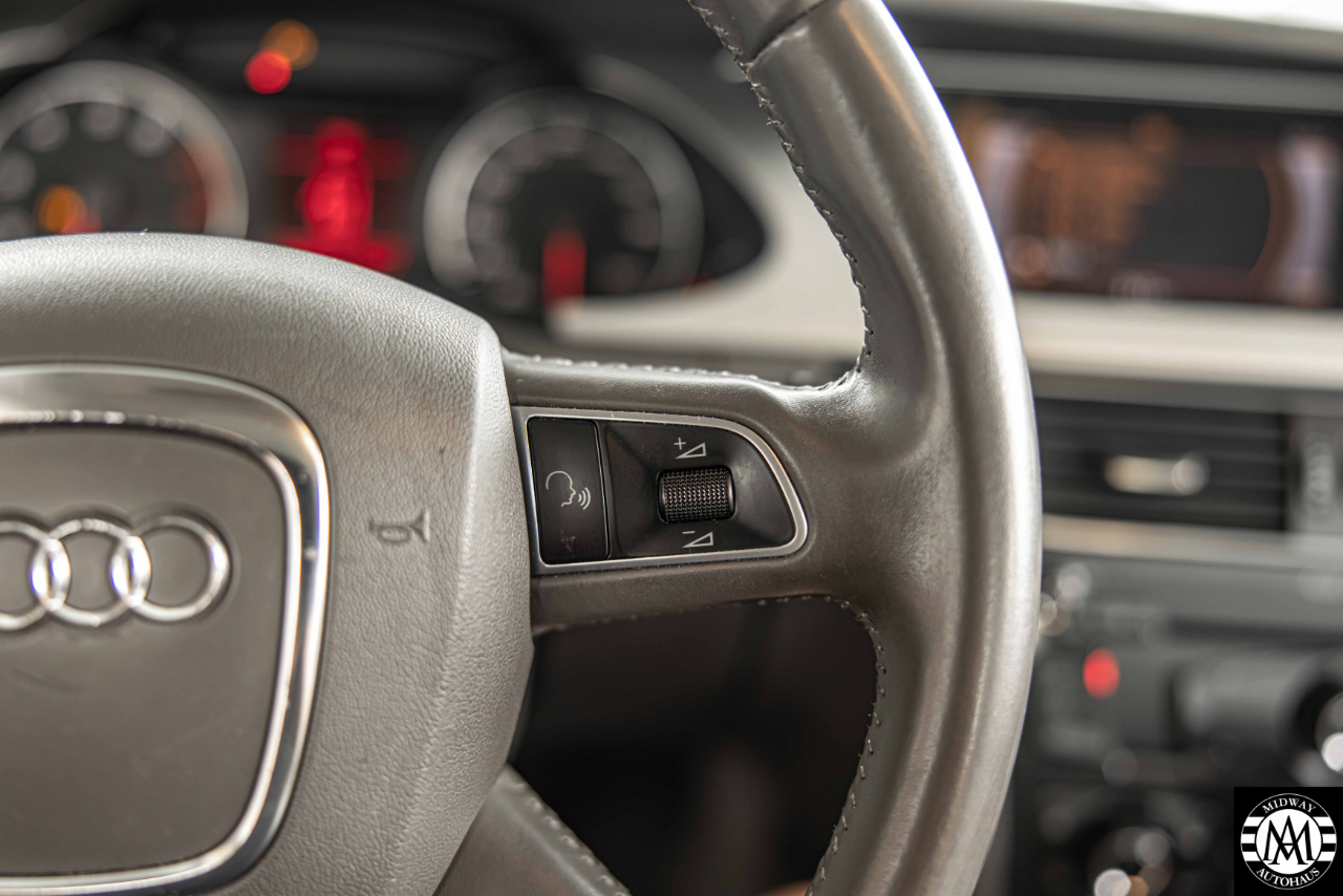 Audi A4  2011 Audi A4  2011