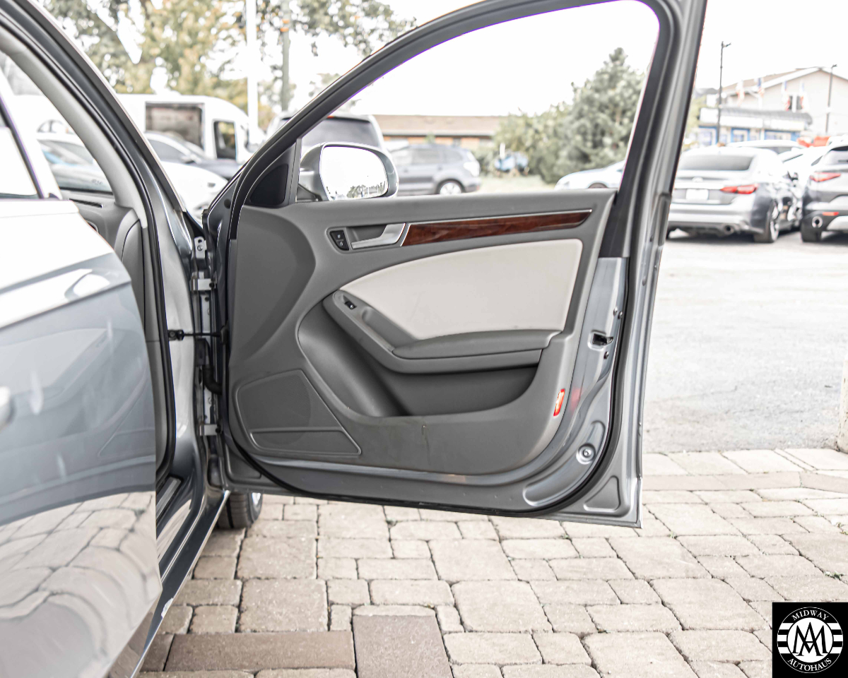 Audi A4  2011 Audi A4  2011