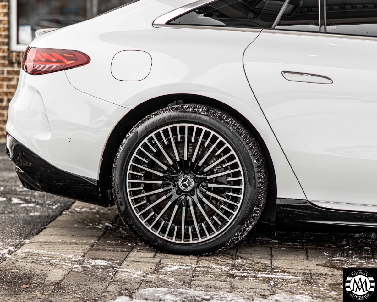 Mercedes-Benz EQS  2023