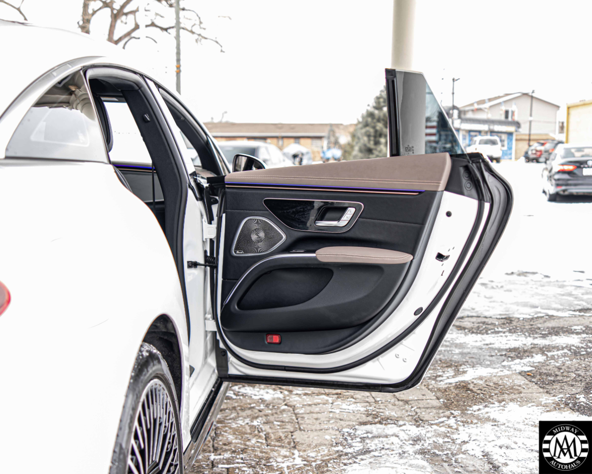 Mercedes-Benz EQS  2023