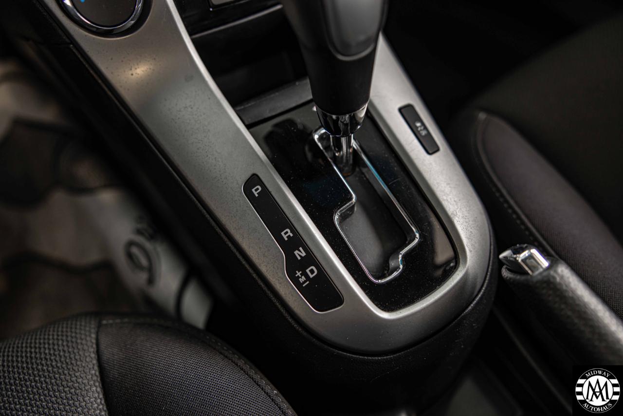 Chevrolet Cruze  2012