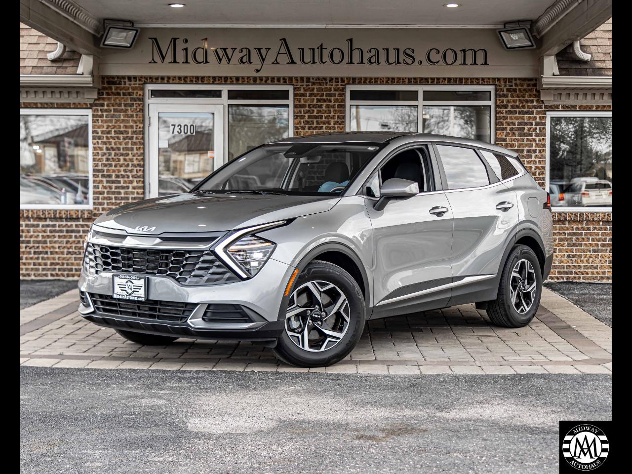 Gray 2024 Kia Sportage SUV / Crossover Front-Wheel Drive Automatic
