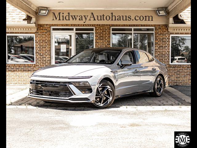 Blue 2024 Hyundai Sonata Sedan Front-Wheel Drive Automatic