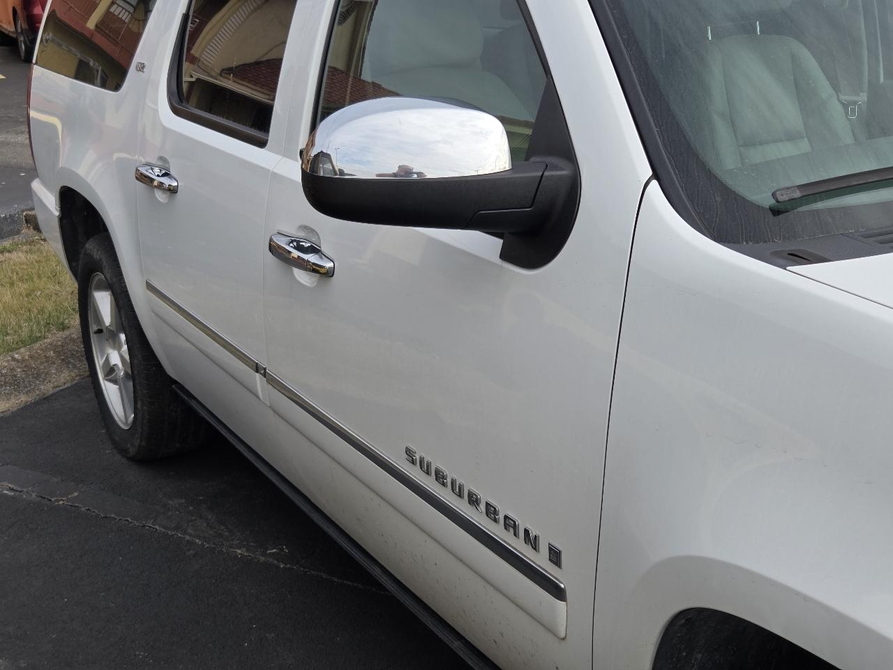 Chevrolet Suburban LTZ 1500 4WD 2009