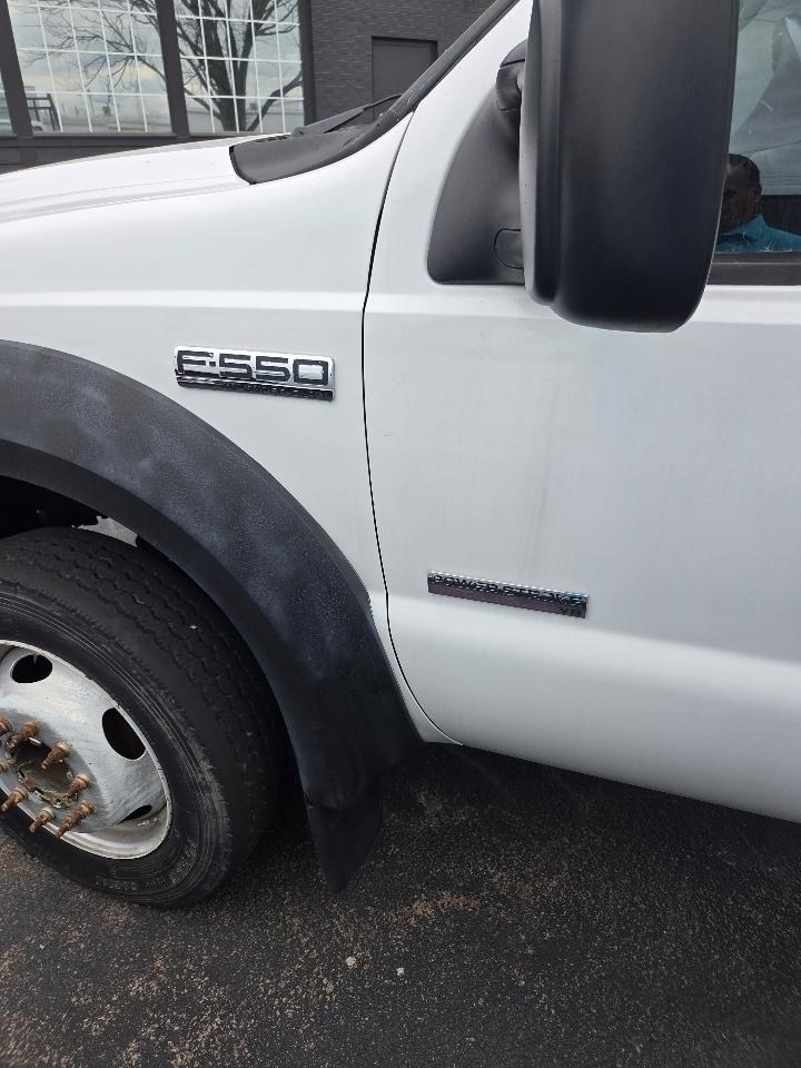 Ford F-550 Regular Cab 2WD DRW 2006
