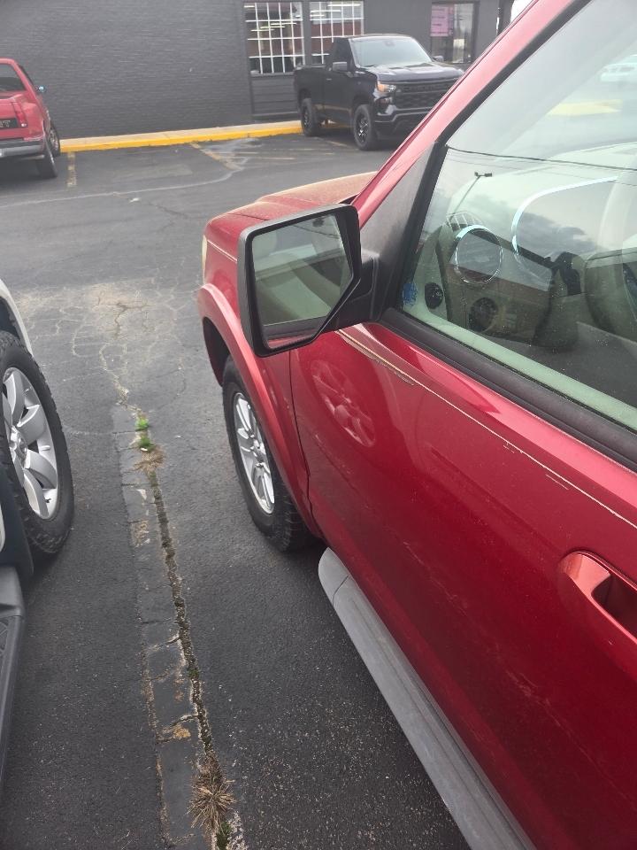 Ford Explorer XLT 4.0L 4WD 2010