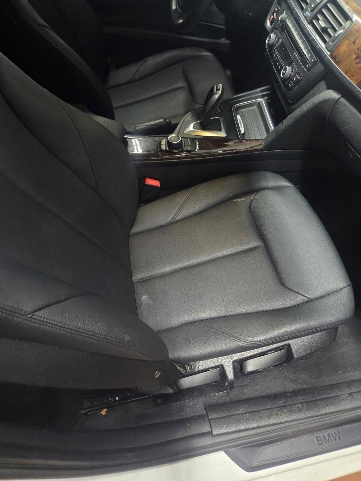 BMW 3-Series 320i xDrive 2014