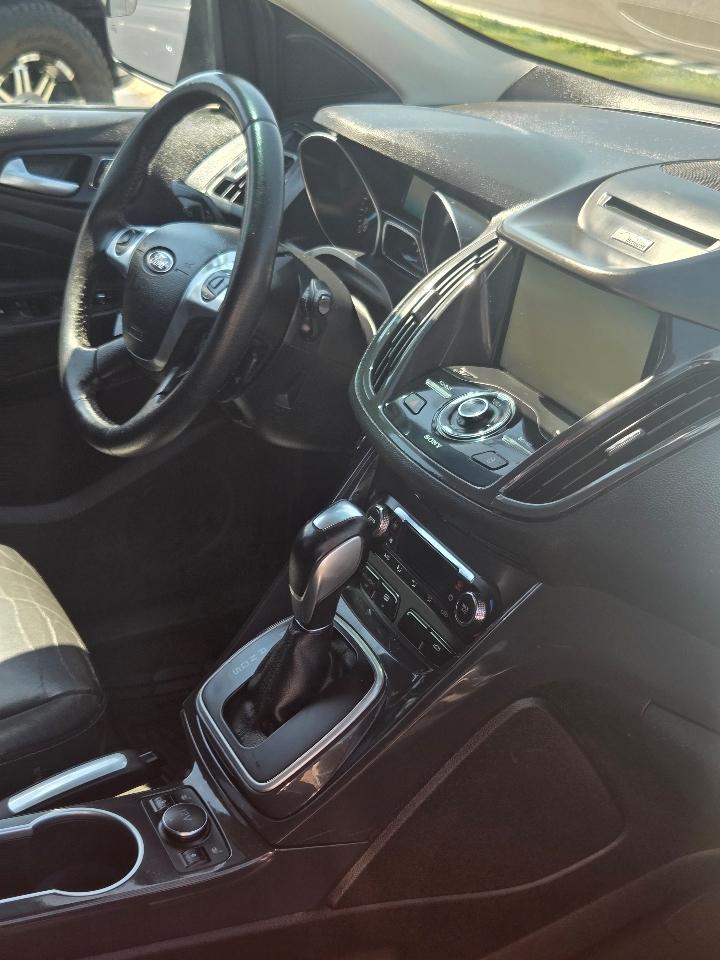Ford Escape Titanium FWD 2015