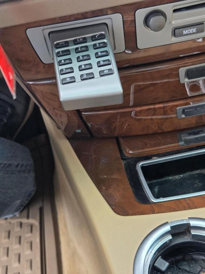 BMW 7-Series 750i 2006