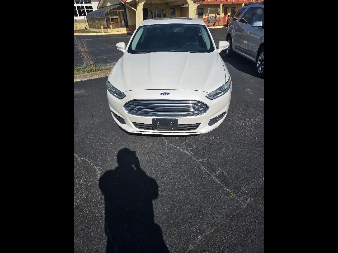 2016 Ford Fusion SE