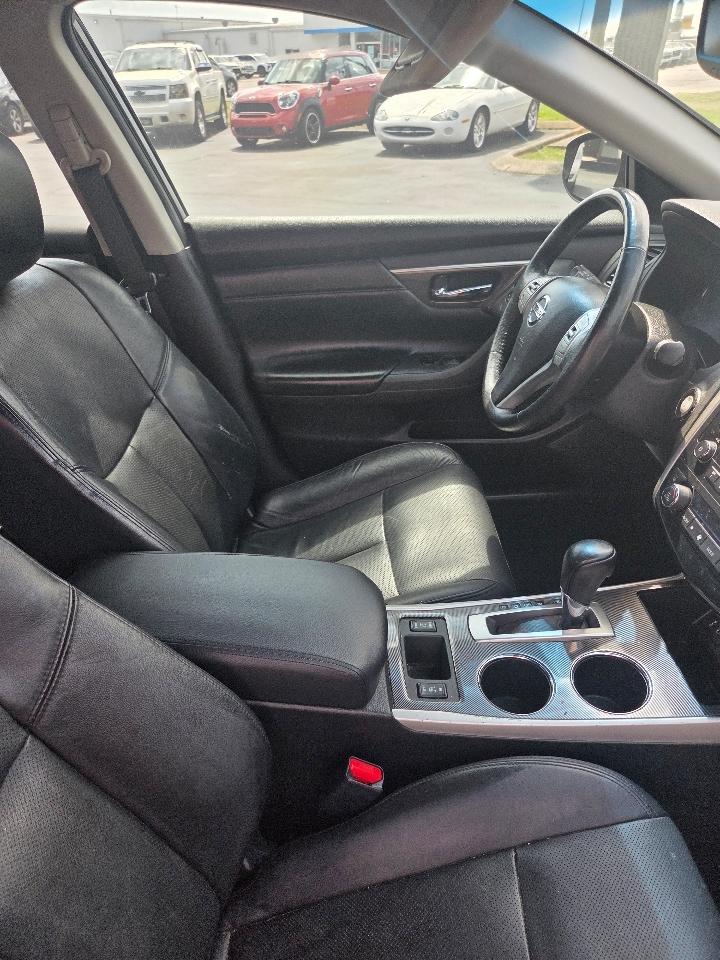 Nissan Altima 2.5 SL Sedan 2015