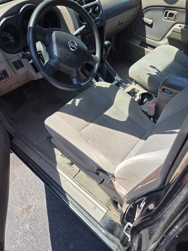 Nissan Frontier King Cab 2WD 2003