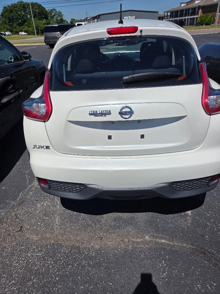 Nissan Juke S FWD 2015