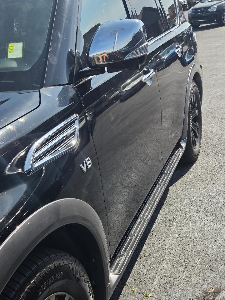 Nissan Armada Platinum AWD 2017