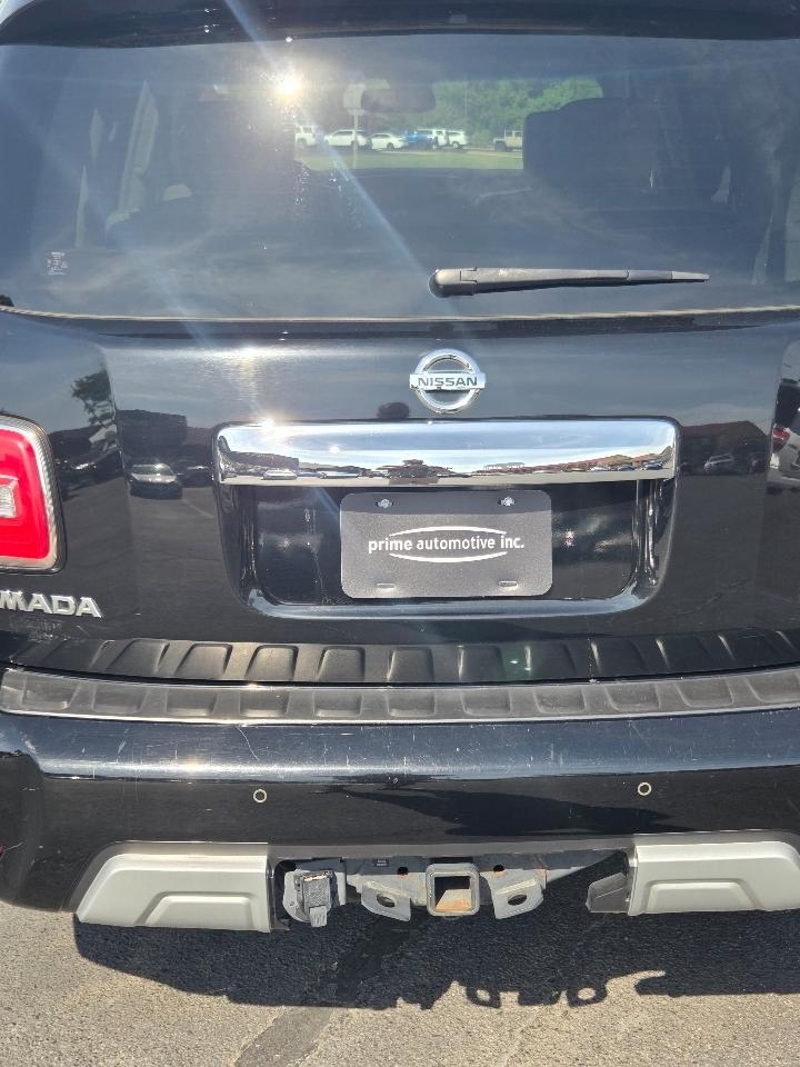 Nissan Armada Platinum AWD 2017