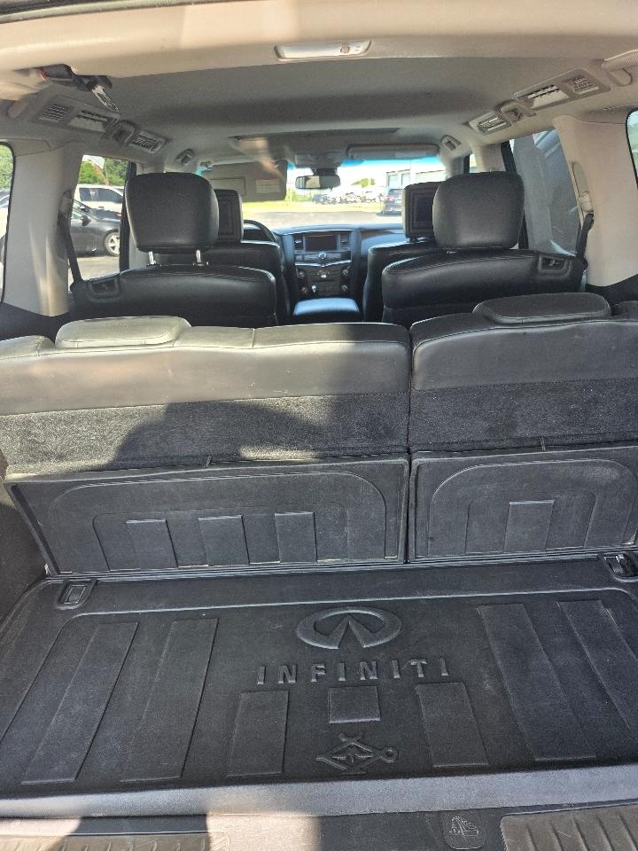 Infiniti QX56 4WD 2011