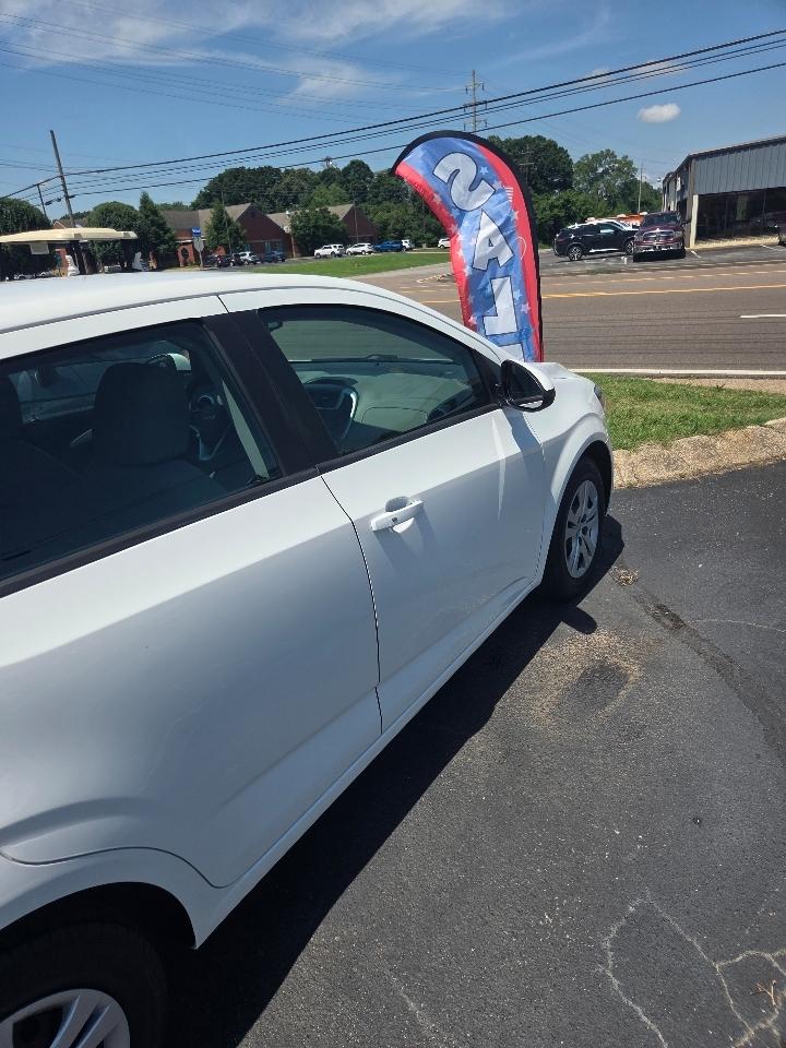 Chevrolet Sonic FL Auto Hatchback 2019