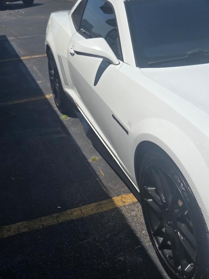 Chevrolet Camaro LS Coupe 2011