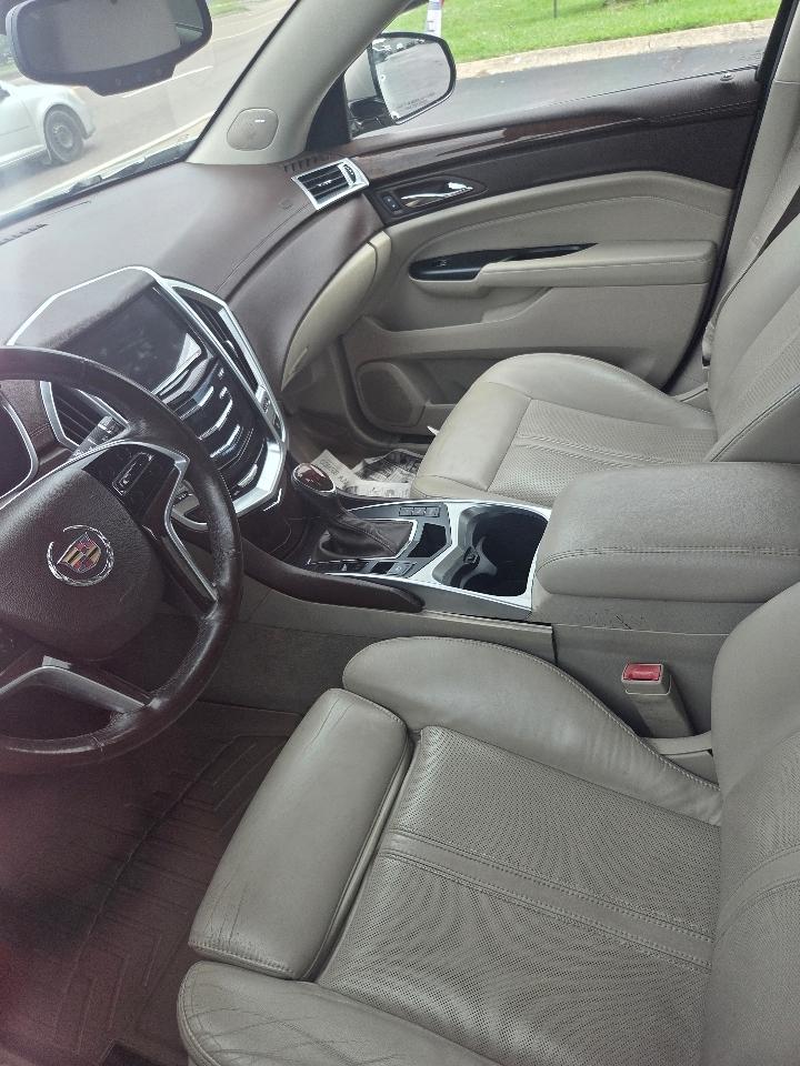 Cadillac SRX Luxury Collection FWD 2015