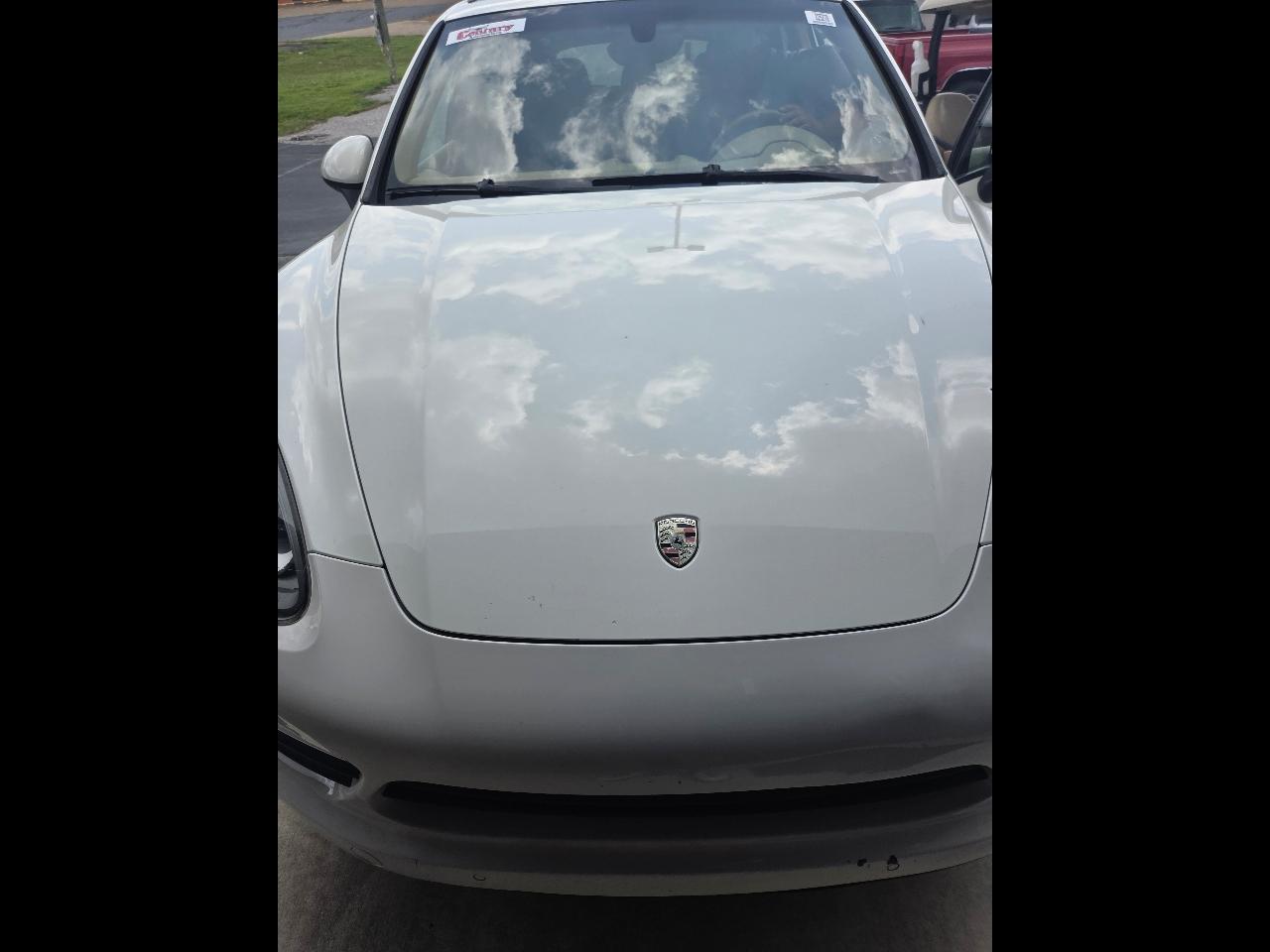 2011 Porsche Cayenne S's photo