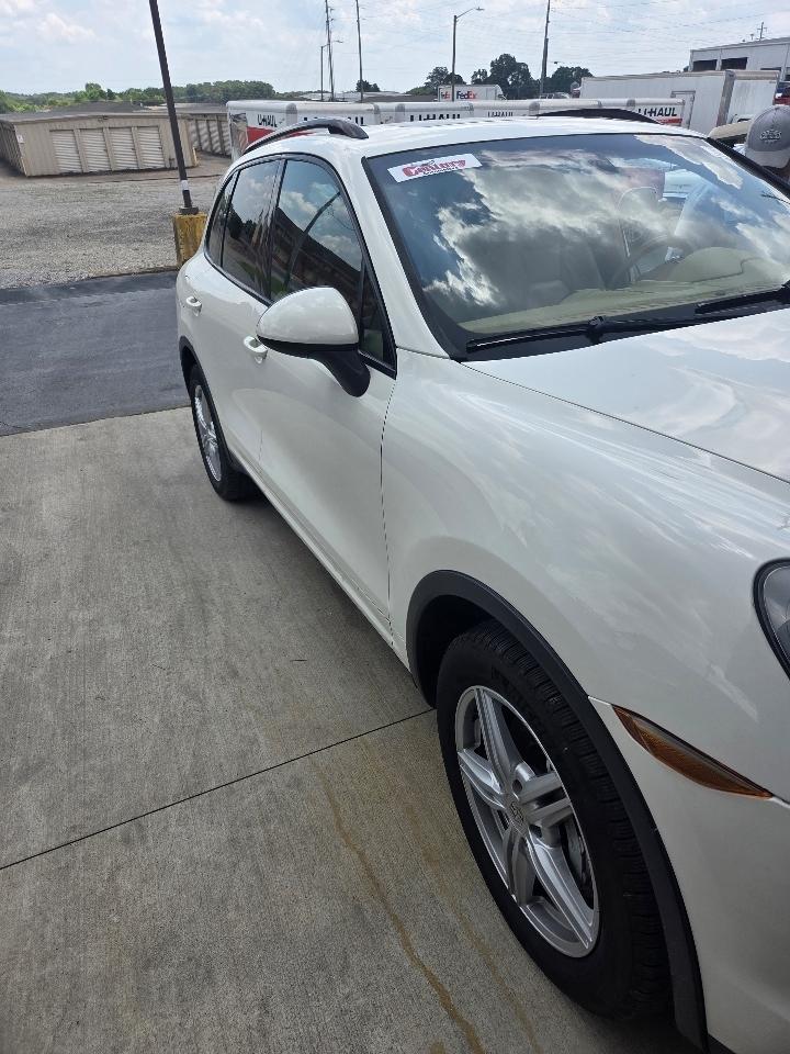 Porsche Cayenne S 2011