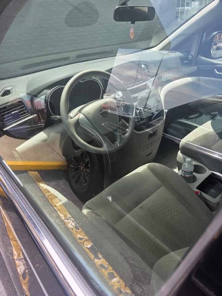 Nissan Quest S 2016
