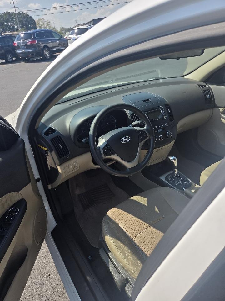 Hyundai Elantra Touring GLS Manual 2011