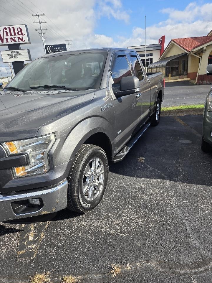 Ford F-150 XL SuperCab 8-ft. 2WD 2016