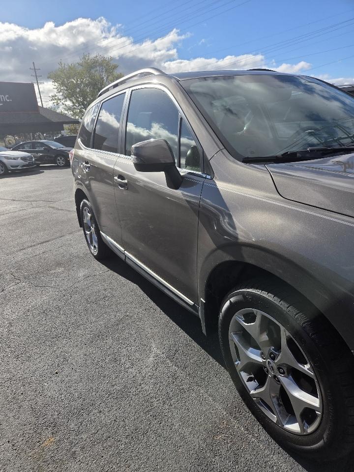 Subaru Forester 2.5i Touring 2017