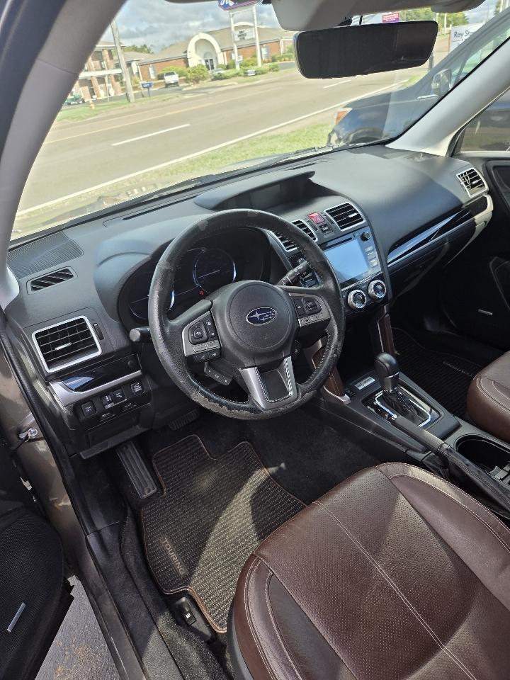 Subaru Forester 2.5i Touring 2017