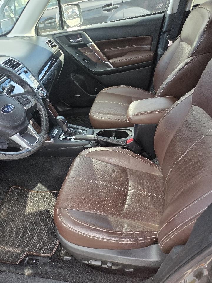 Subaru Forester 2.5i Touring 2017
