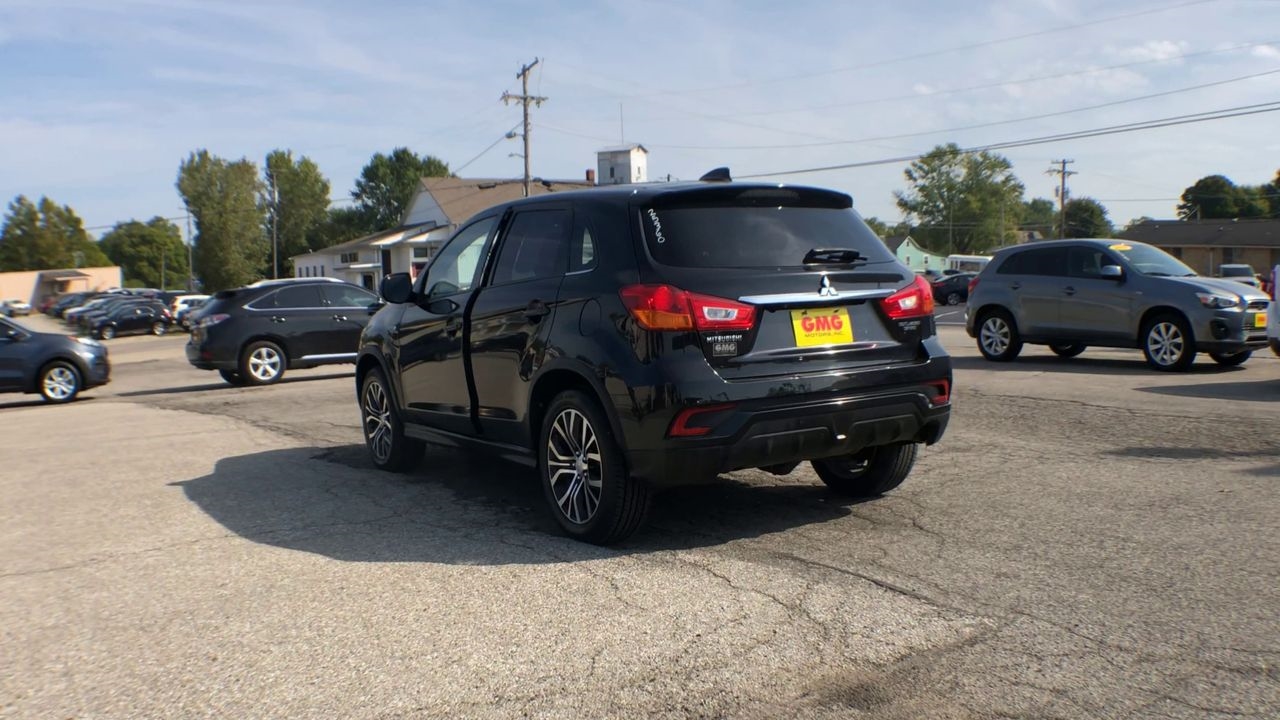 Mitsubishi Outlander Sport ES 2.0 CVT 2019
