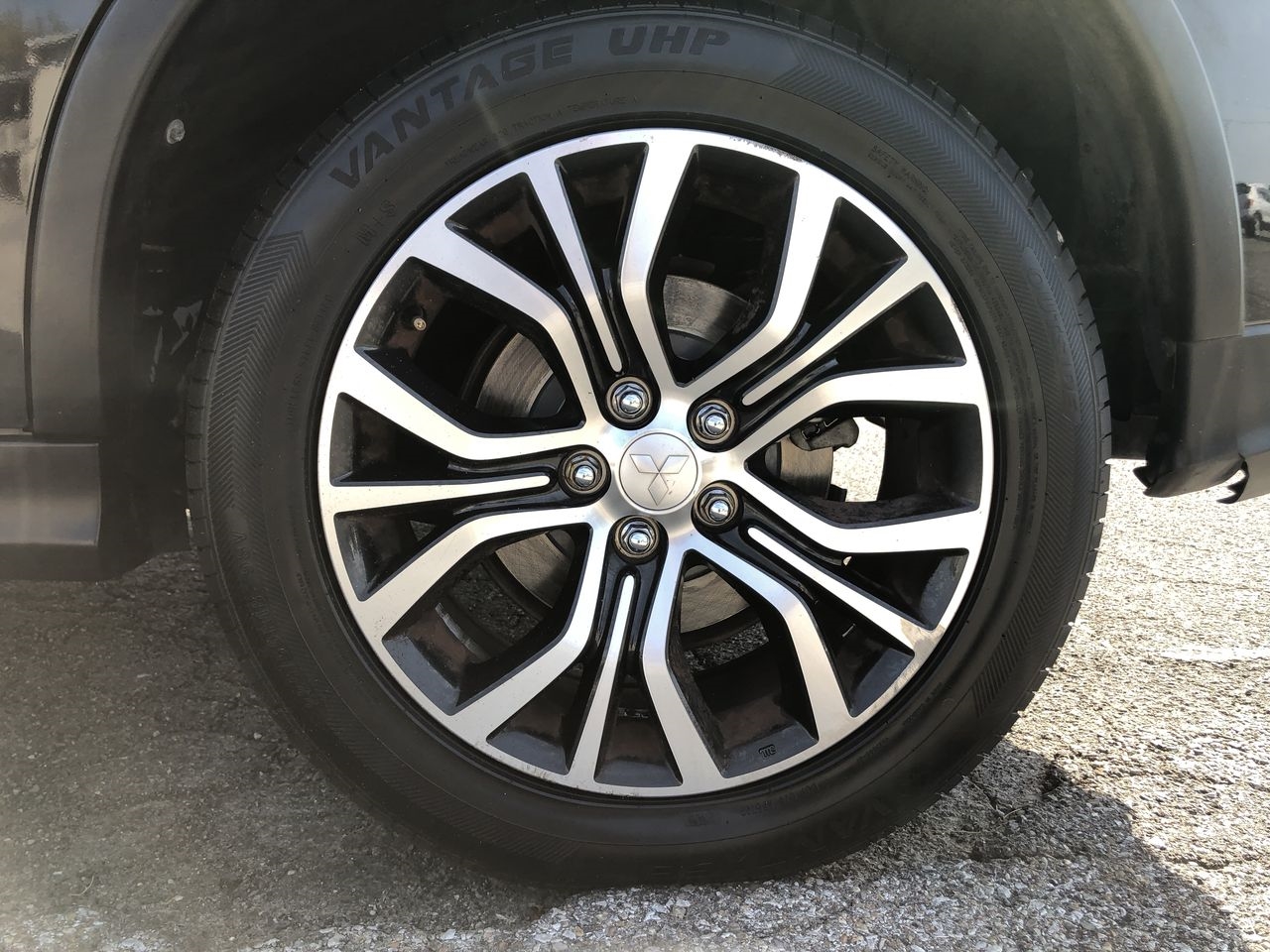 Mitsubishi Outlander Sport ES 2.0 CVT 2019