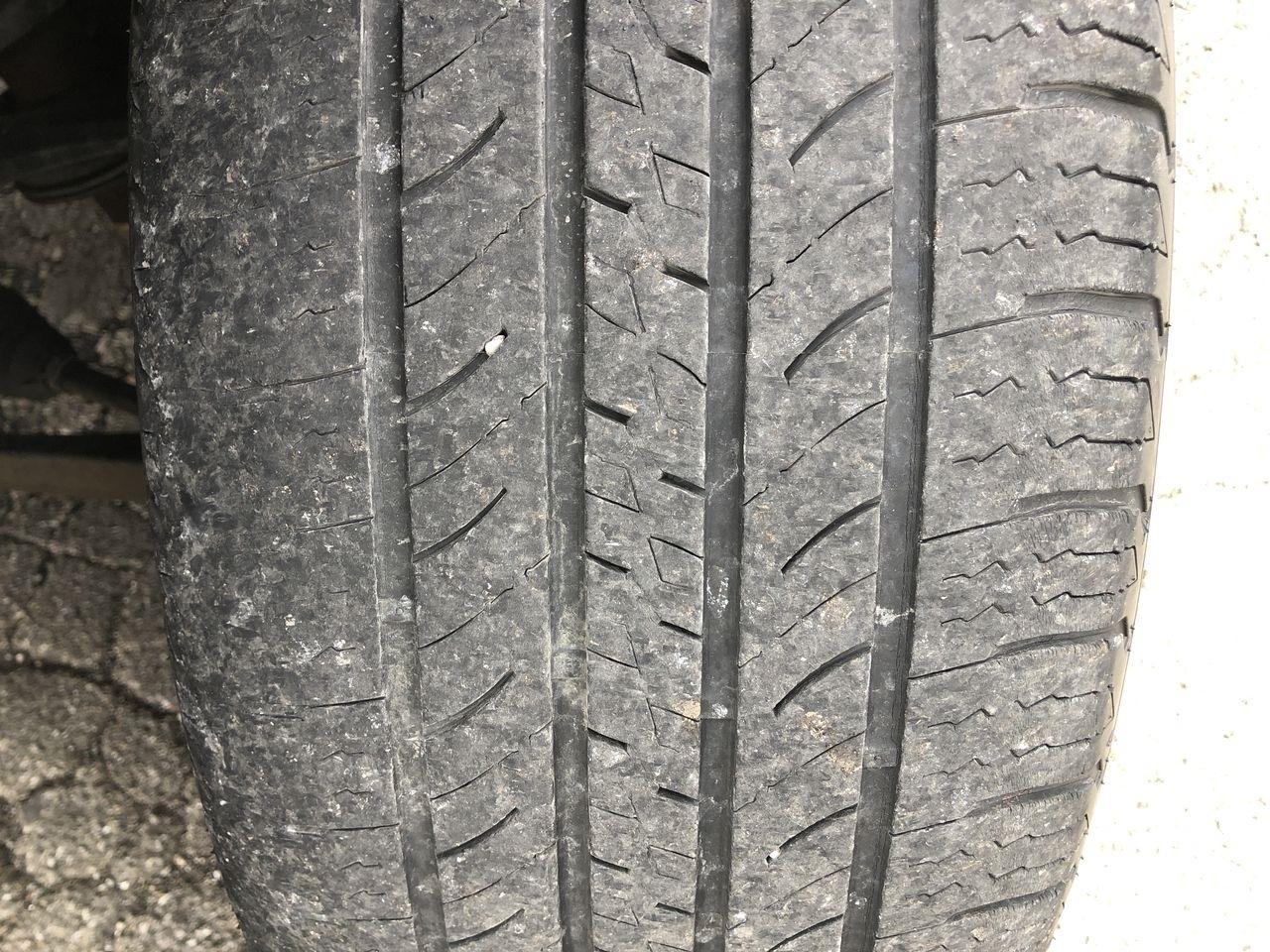 GMC Yukon 2WD 4dr 1500 SLT 2011