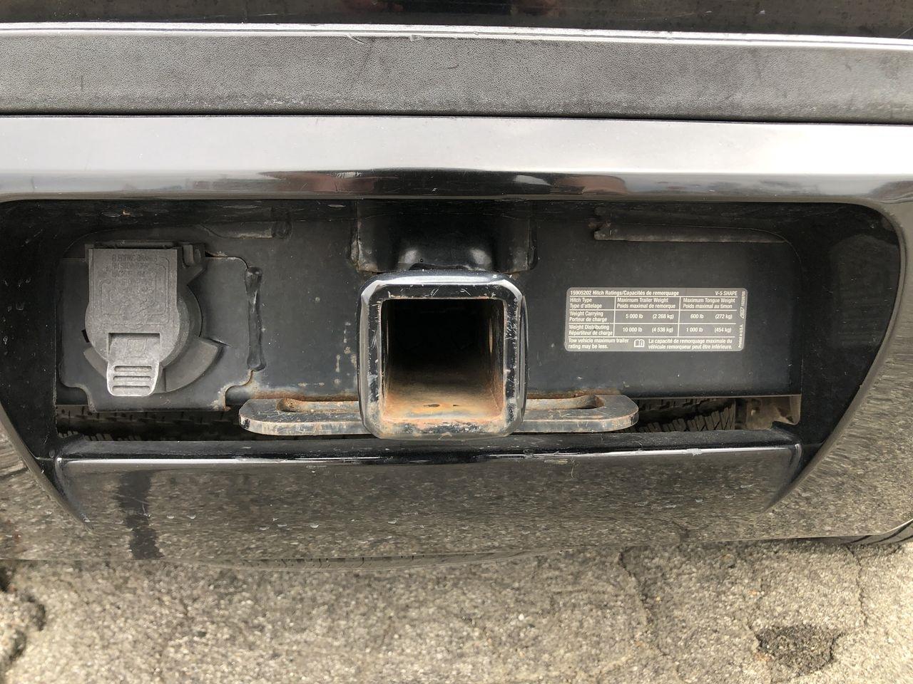 GMC Yukon 2WD 4dr 1500 SLT 2011