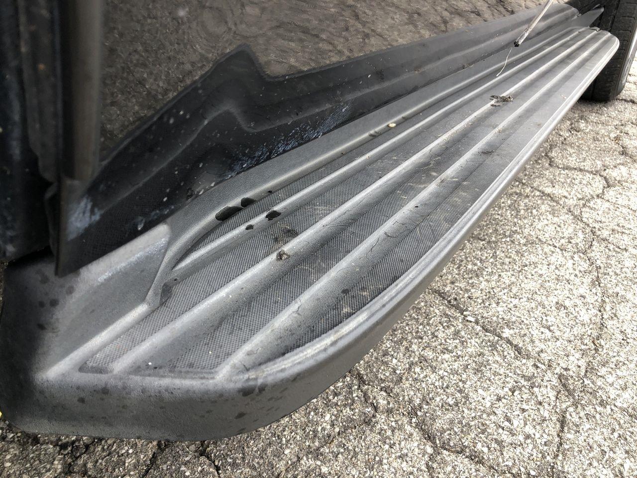 GMC Yukon 2WD 4dr 1500 SLT 2011