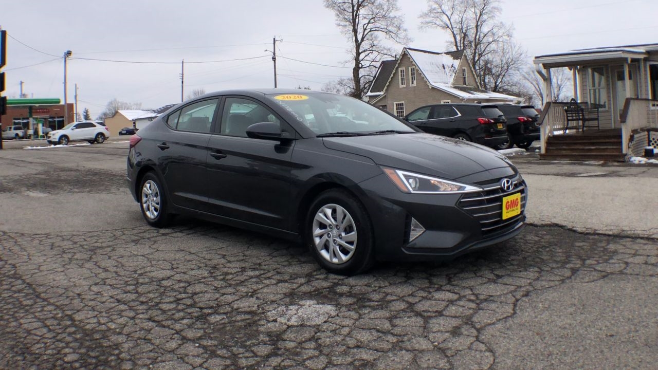 Hyundai Elantra SE IVT 2020