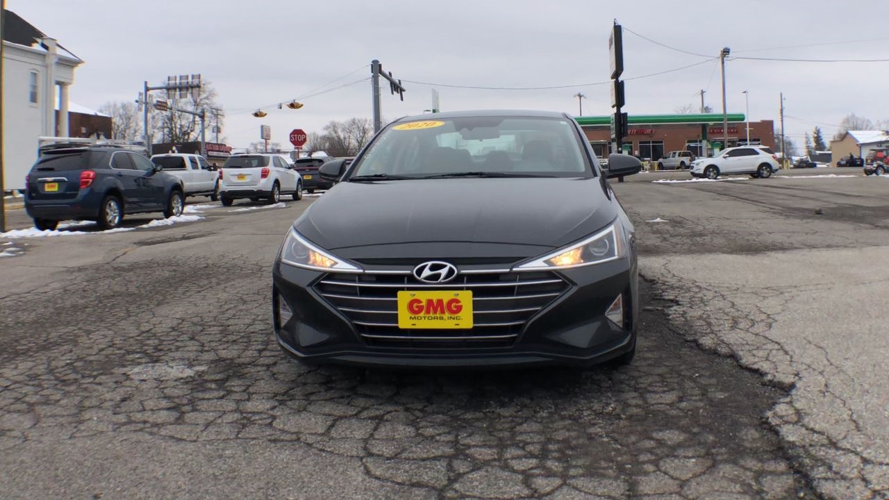 Hyundai Elantra SE IVT 2020