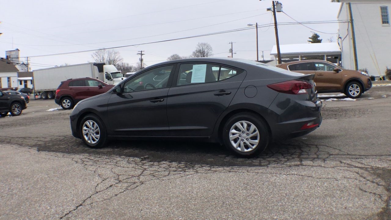 Hyundai Elantra SE IVT 2020