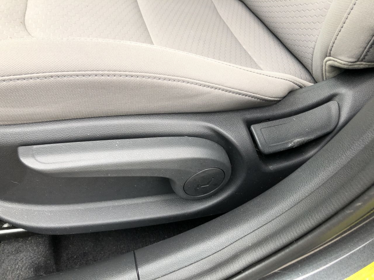 Hyundai Elantra SE IVT 2020