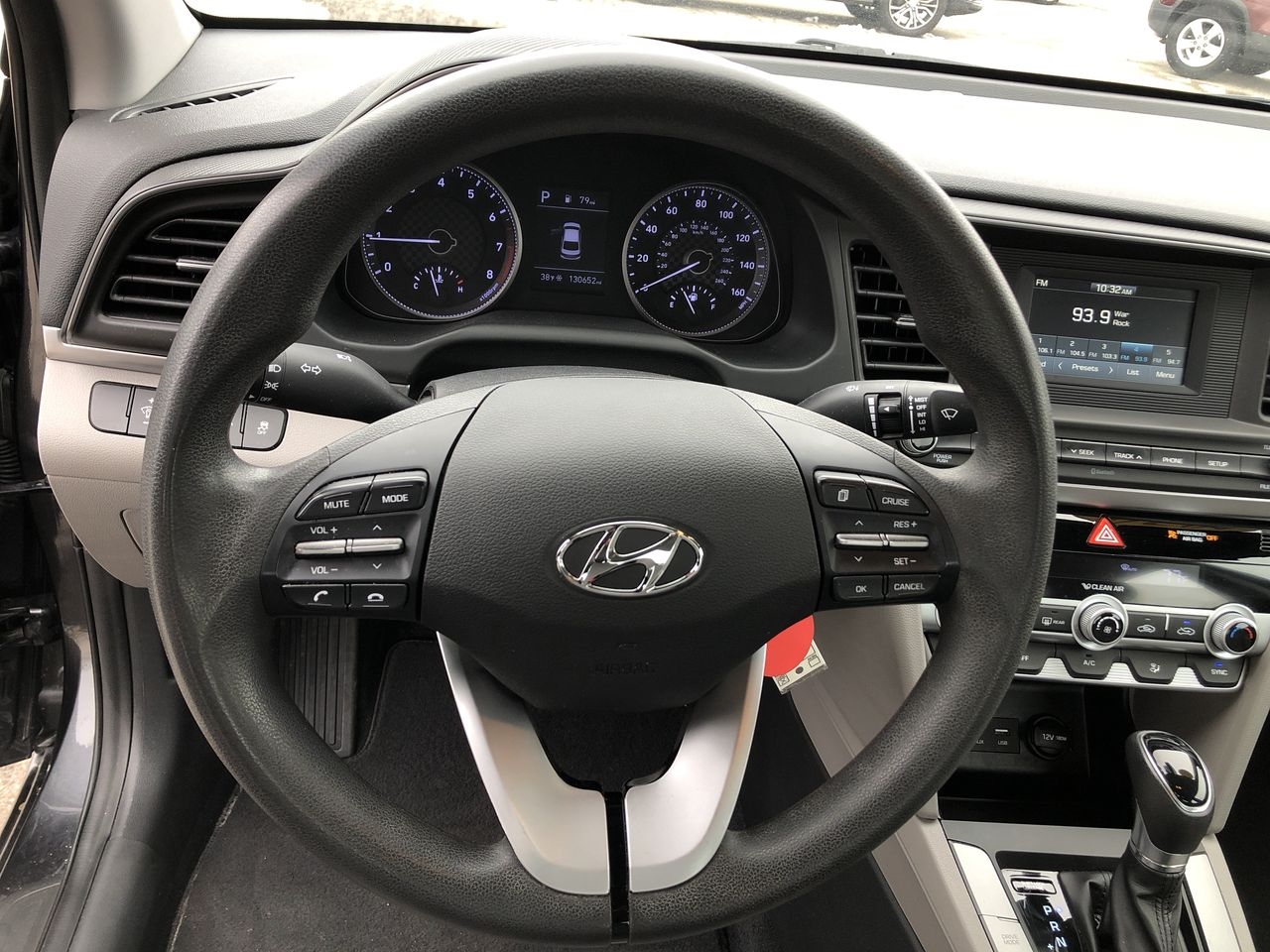 Hyundai Elantra SE IVT 2020