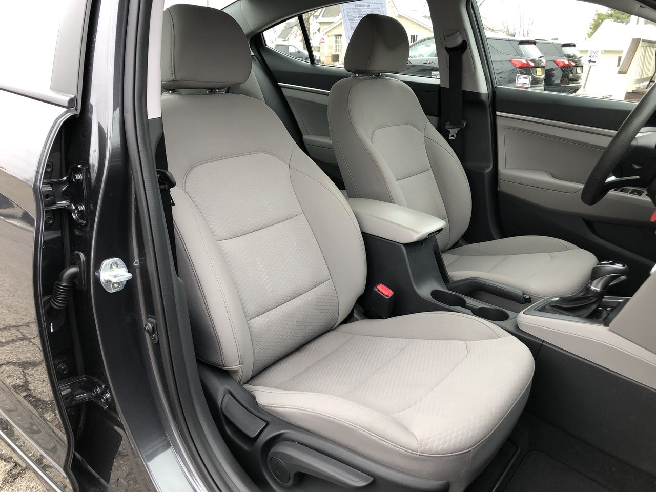 Hyundai Elantra SE IVT 2020