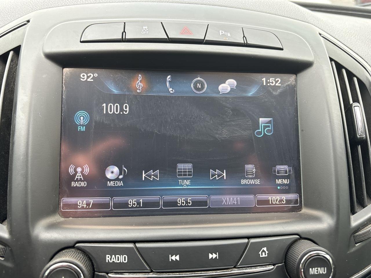 Buick Regal 4dr Sdn Premium II FWD 2016