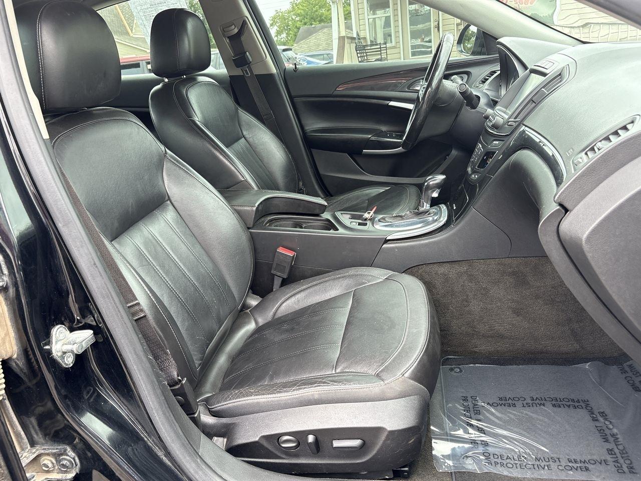 Buick Regal 4dr Sdn Premium II FWD 2016