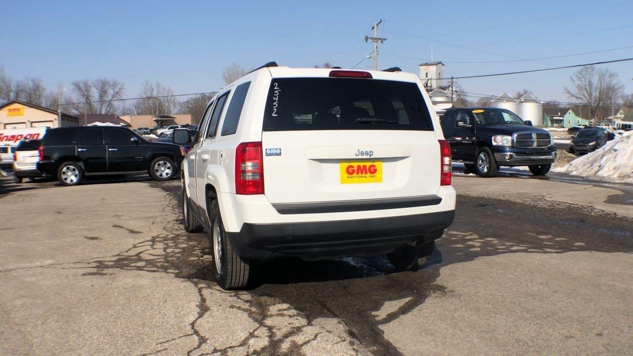 Jeep Patriot FWD 4dr Sport 2016